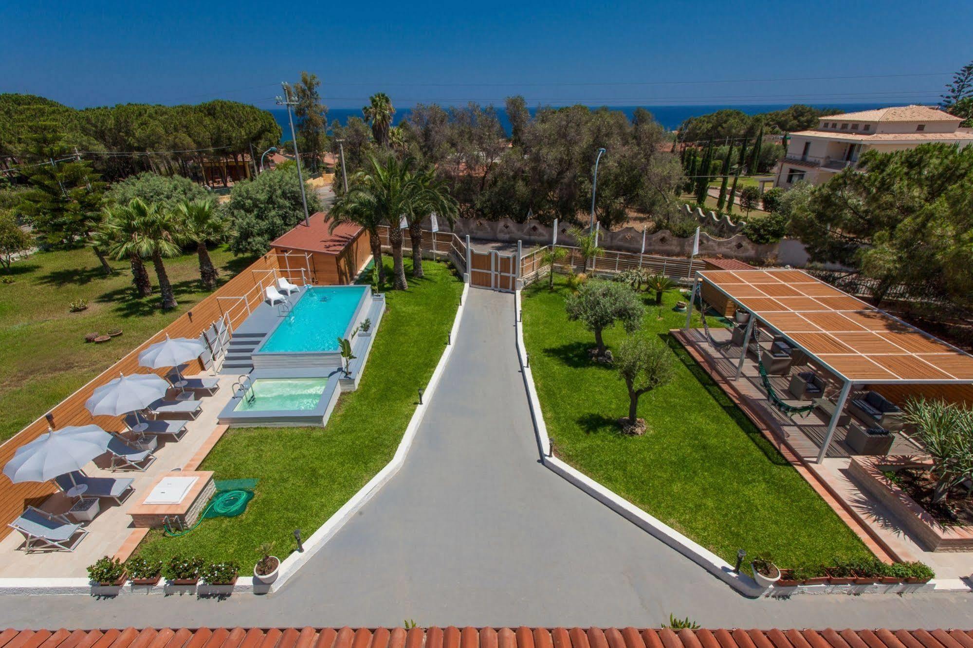 Villa Sunset B&B/Apartments Фонтане-Бьянке Экстерьер фото