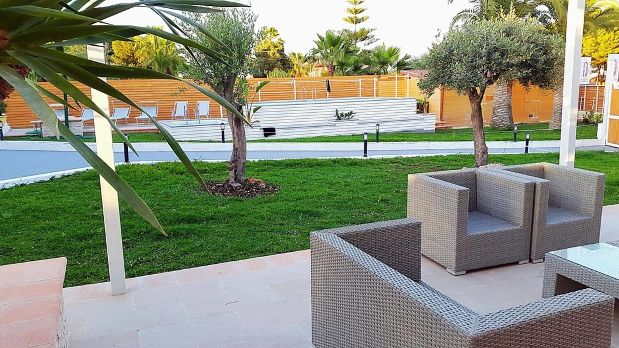 Villa Sunset B&B/Apartments Фонтане-Бьянке Экстерьер фото